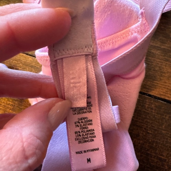 SKIMS Soft Pink Triangle Plunge Bralette - Picture 4 of 4